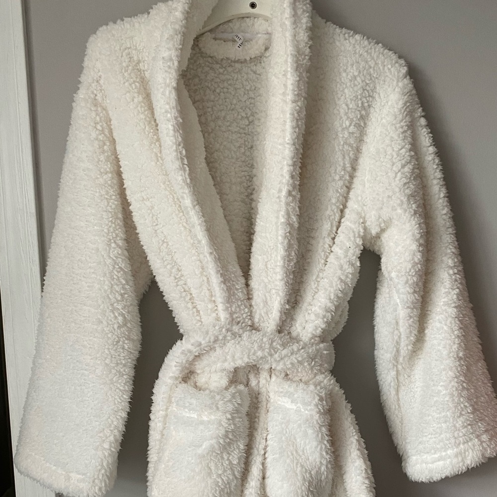 Pottery Barn white cozy bear robe small